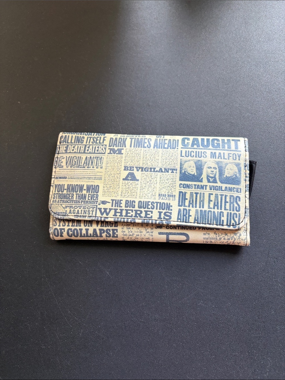 Harry Potter Rare Newspaper Print Trifold Wallet